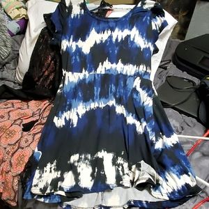 Dress with criss cross n back